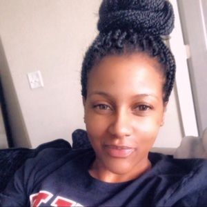 Meet your Posher, Akysia